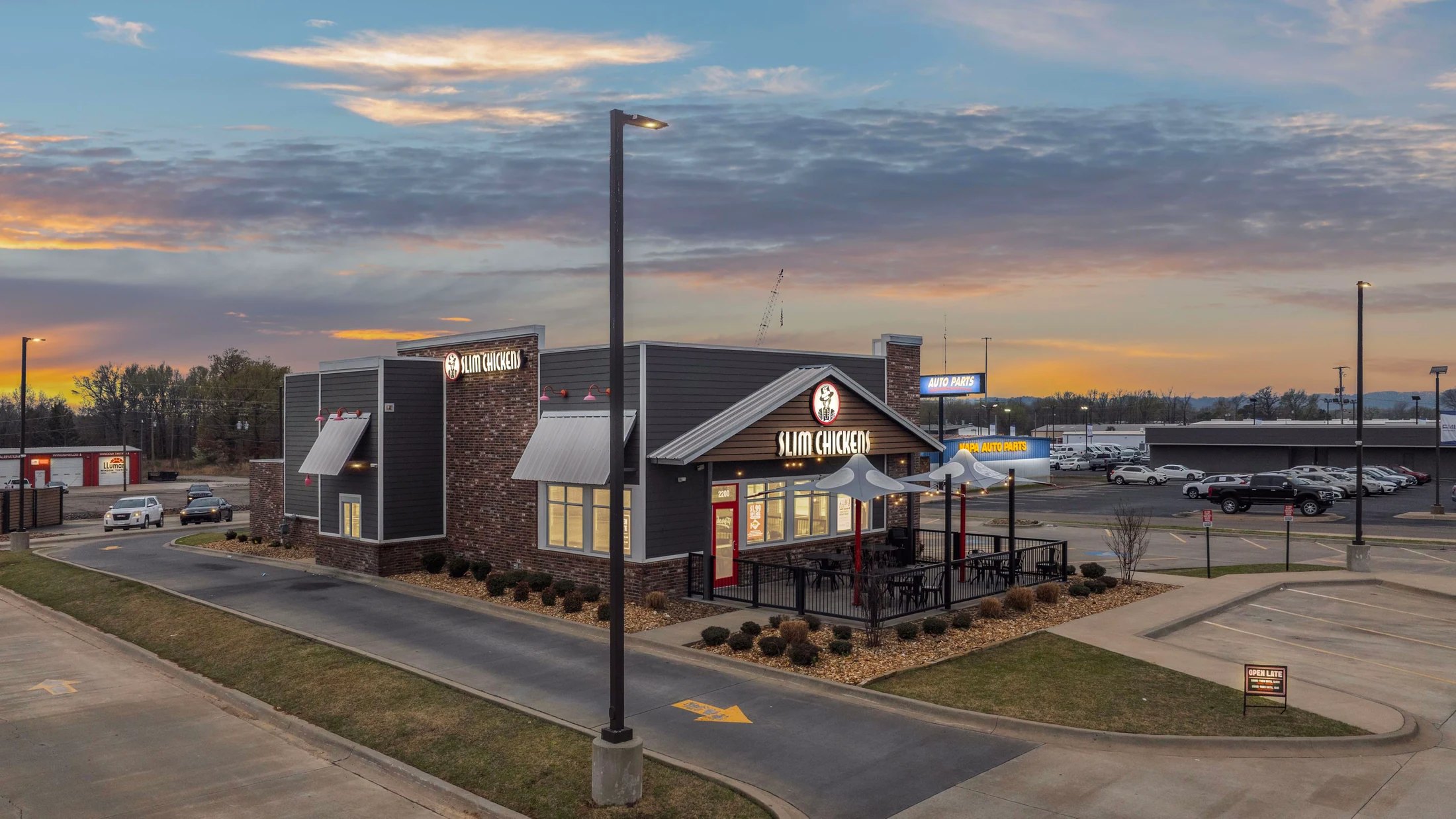 Slim Chickens · Russellville